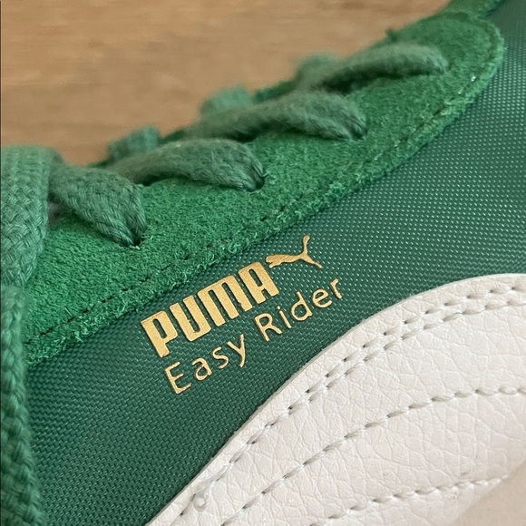 Puma. Easy Rider Sneakers - Picture 2 of 13